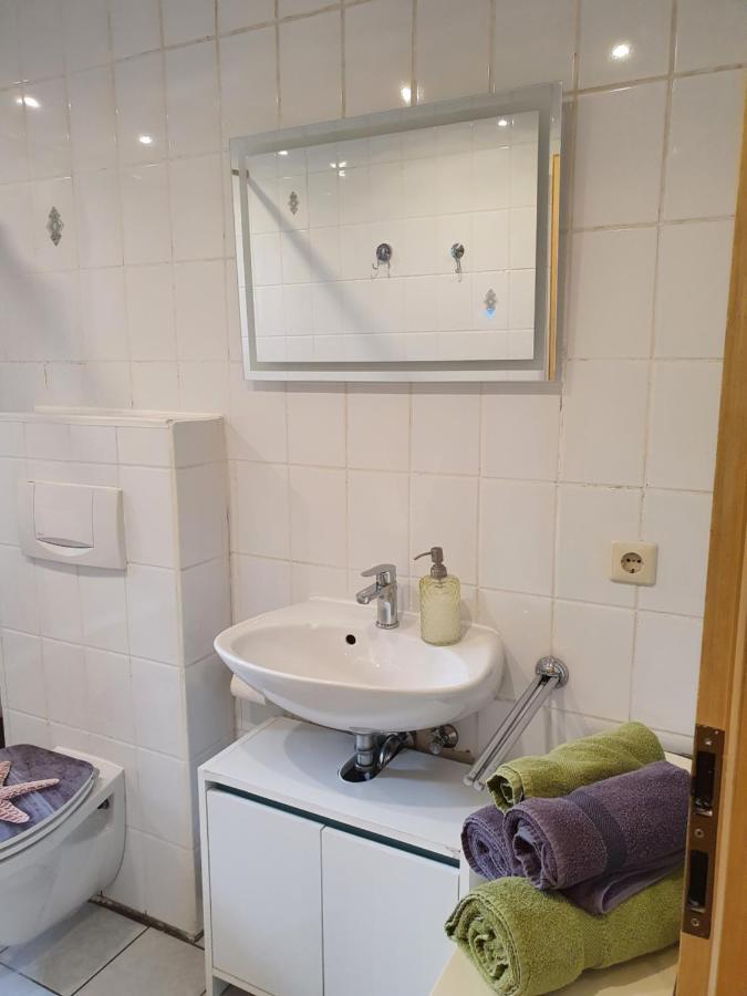 Ferienwohnung Haiber - Remseck Remseck am Neckar エクステリア 写真